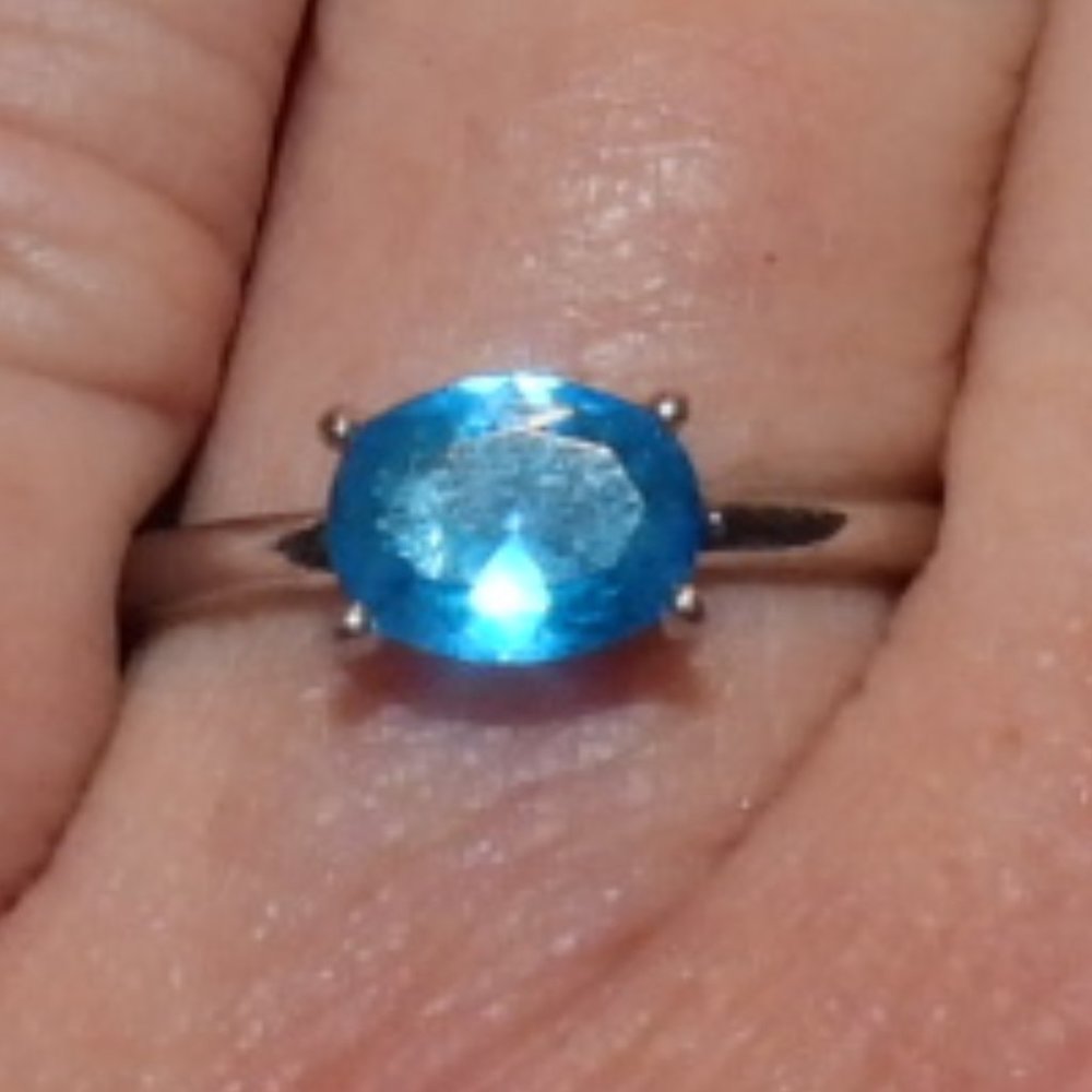 Beautiful Blue Cocktail Ring Size 6